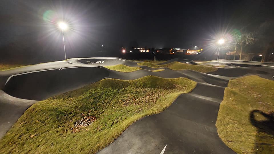 Ensto Röhrbacher Projekt - Beleuchtung Pumptrack